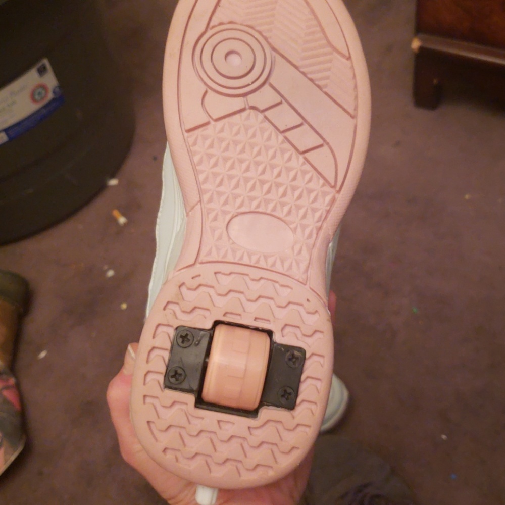 Jet Walker Heely shoes